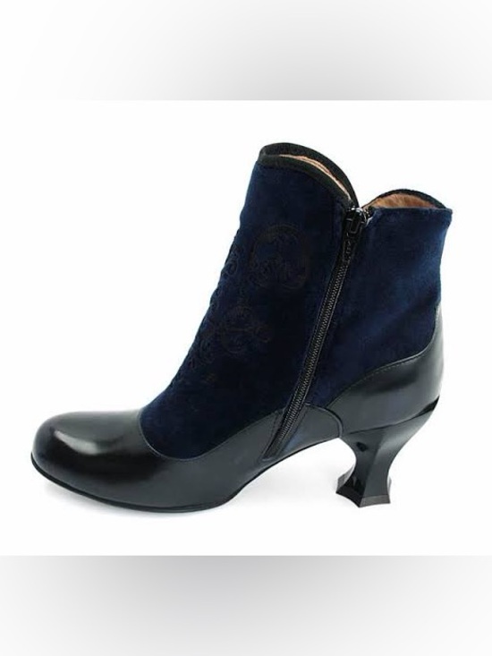 John Fluevog Shoes - John Fluevog Lorrain Baroque Velvet Leather Boots Blue Black 9 GUC